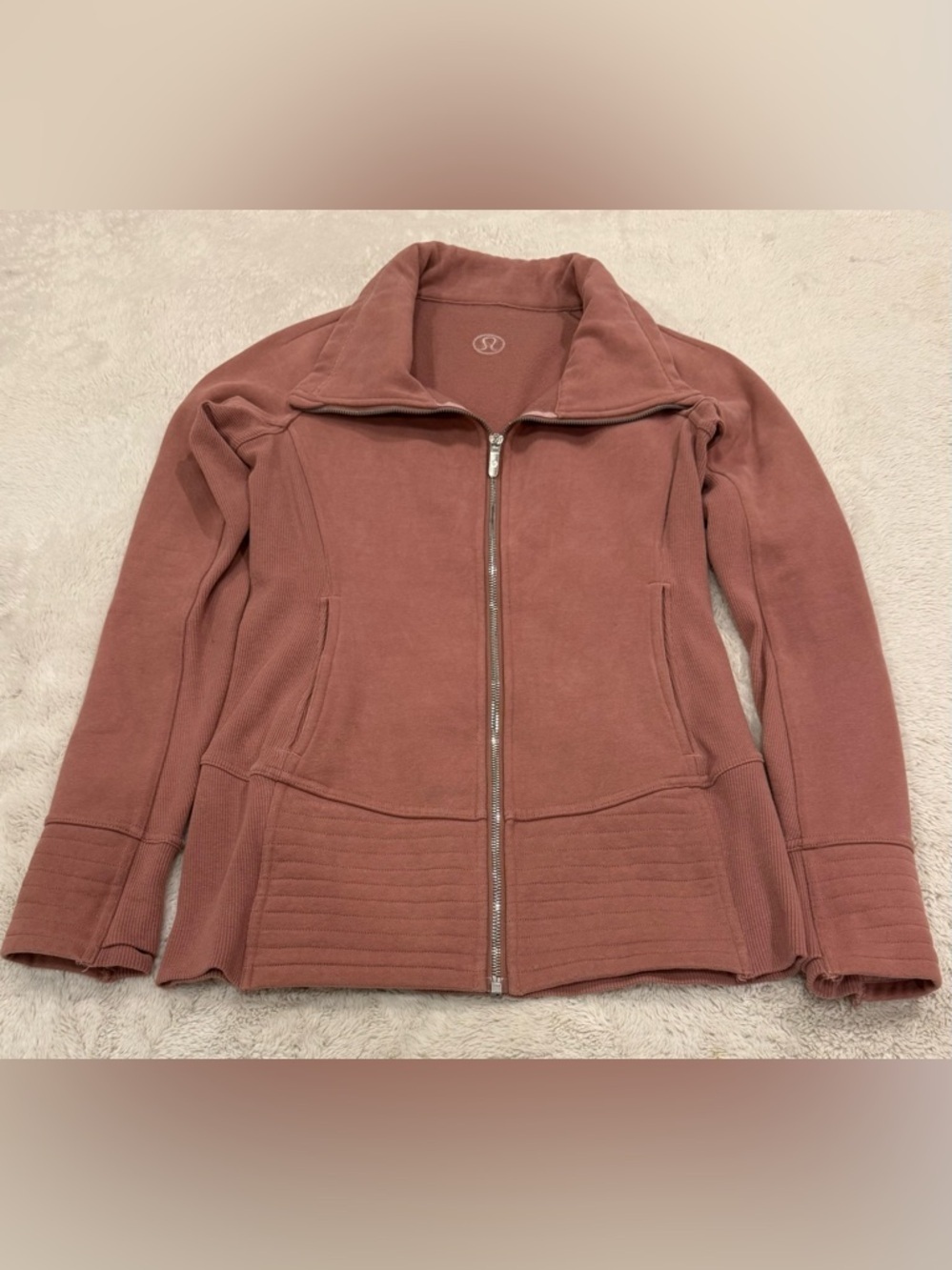 Lululemon Radiant Jacket II – Spanish Rose (Size 6)